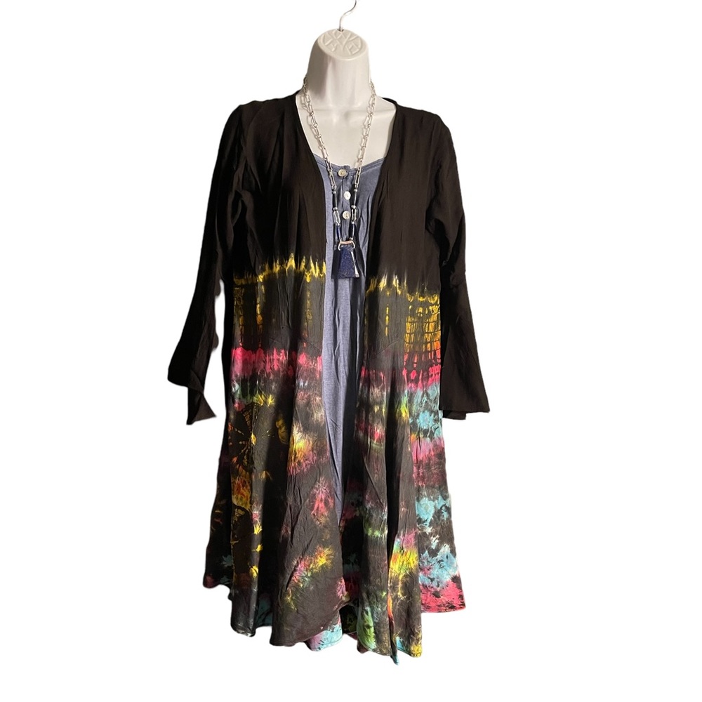 NWT.    S/M.  Cardigan by Sacred Threads.   CL/GR 07. 222672